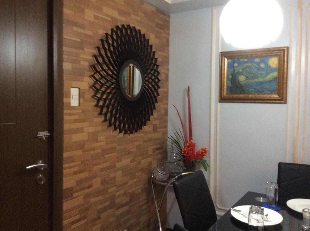 Condotel at Parkside Villas Manila Esterno foto