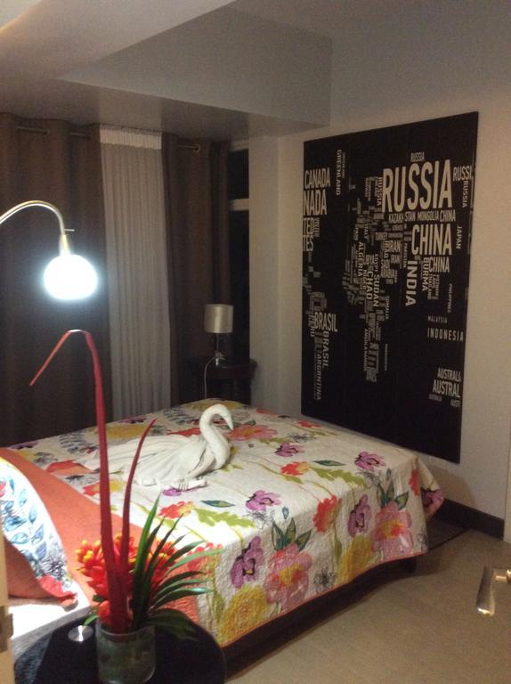 Condotel at Parkside Villas Manila Esterno foto